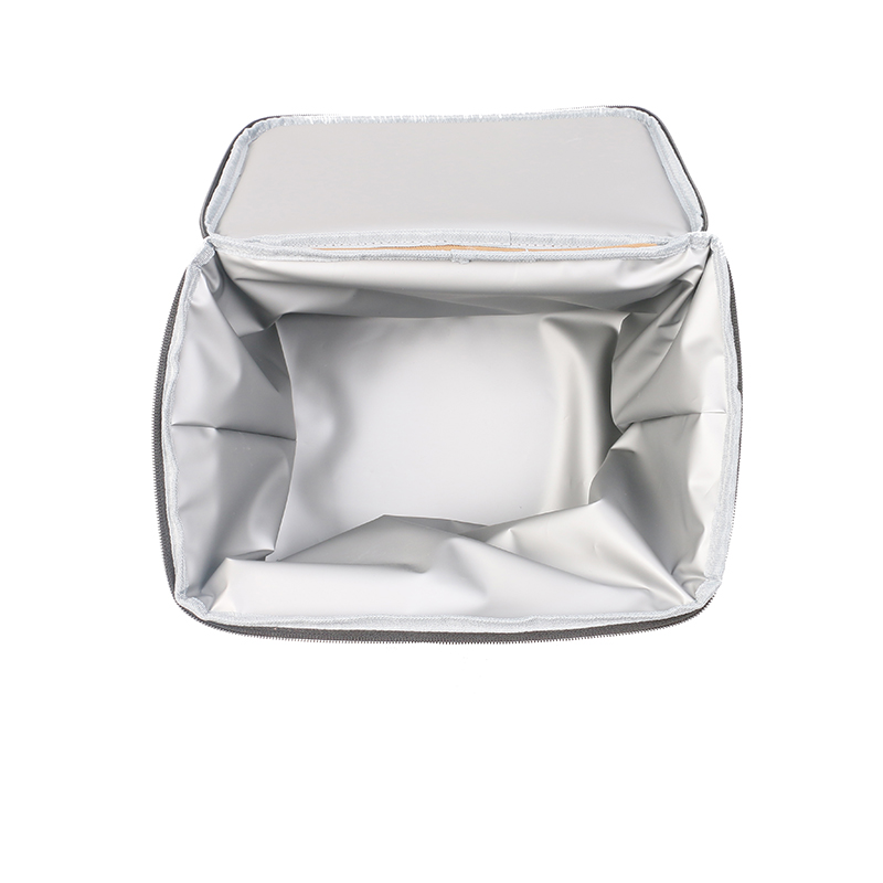 INC-559 Keep Cold for 6 Hours Waterproof And Lightweight Design Environmentally Friendly Lunch Bag